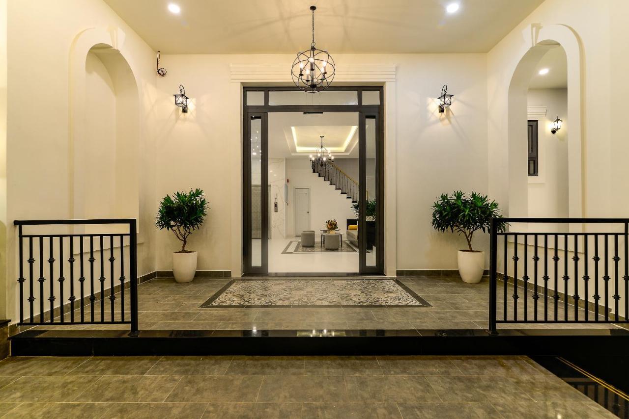 Cozrum Homes The Gallery Residence Хошимин Екстериор снимка