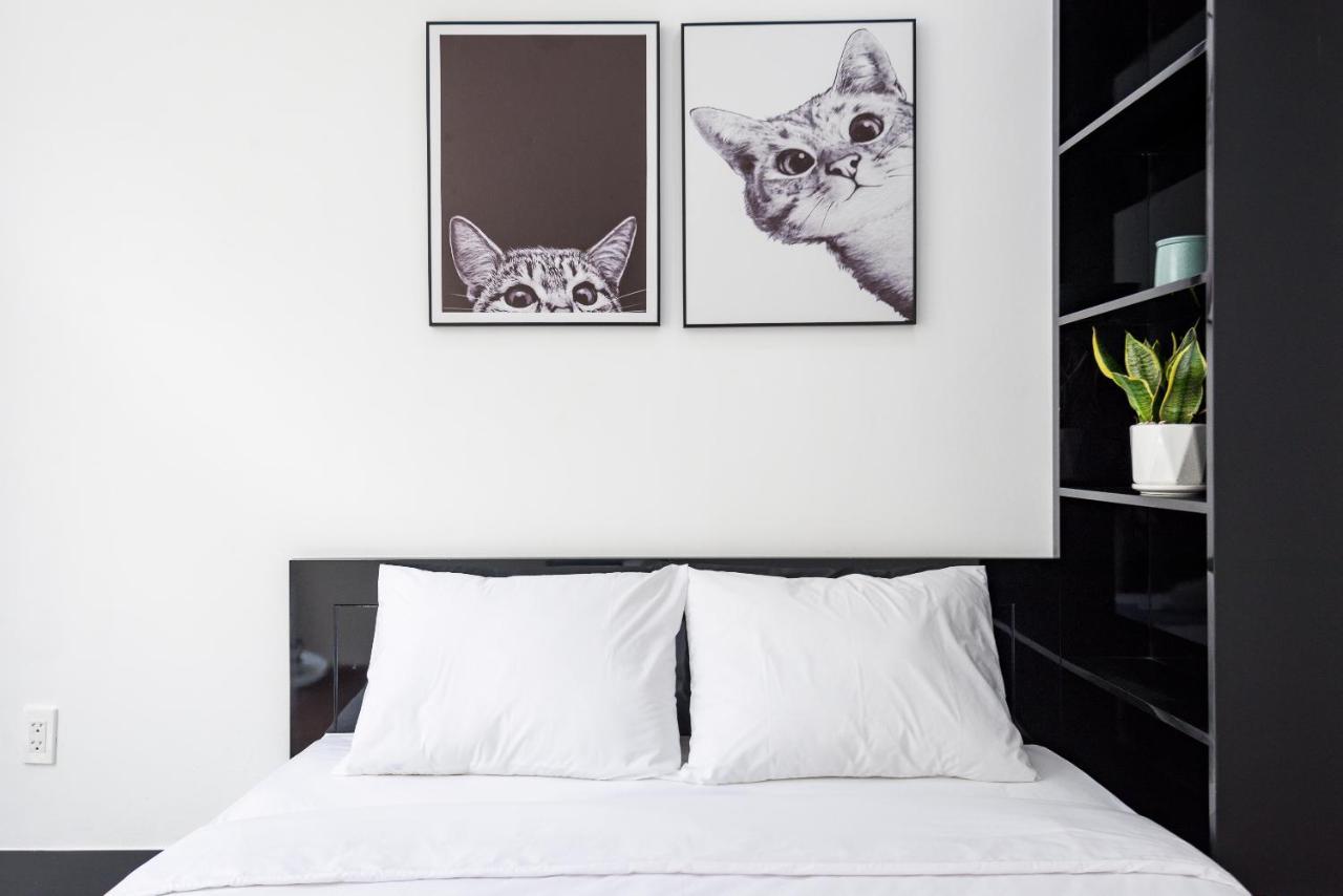 Cozrum Homes The Gallery Residence Хошимин Екстериор снимка