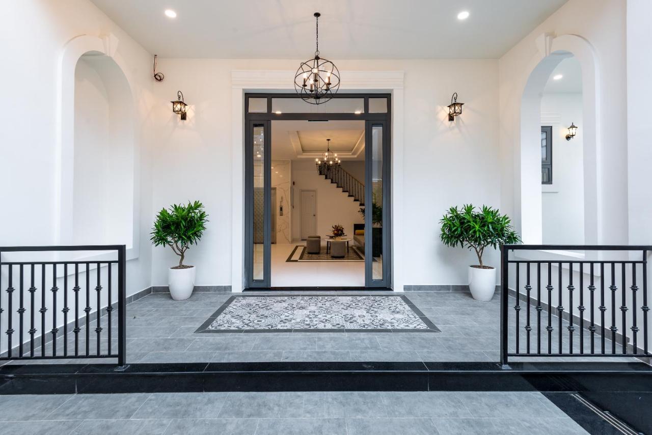 Cozrum Homes The Gallery Residence Хошимин Екстериор снимка