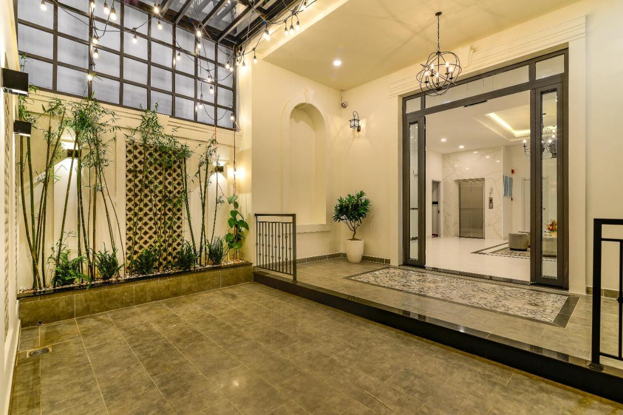 Cozrum Homes The Gallery Residence Хошимин Екстериор снимка