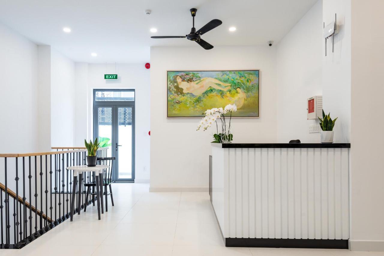Cozrum Homes The Gallery Residence Хошимин Екстериор снимка