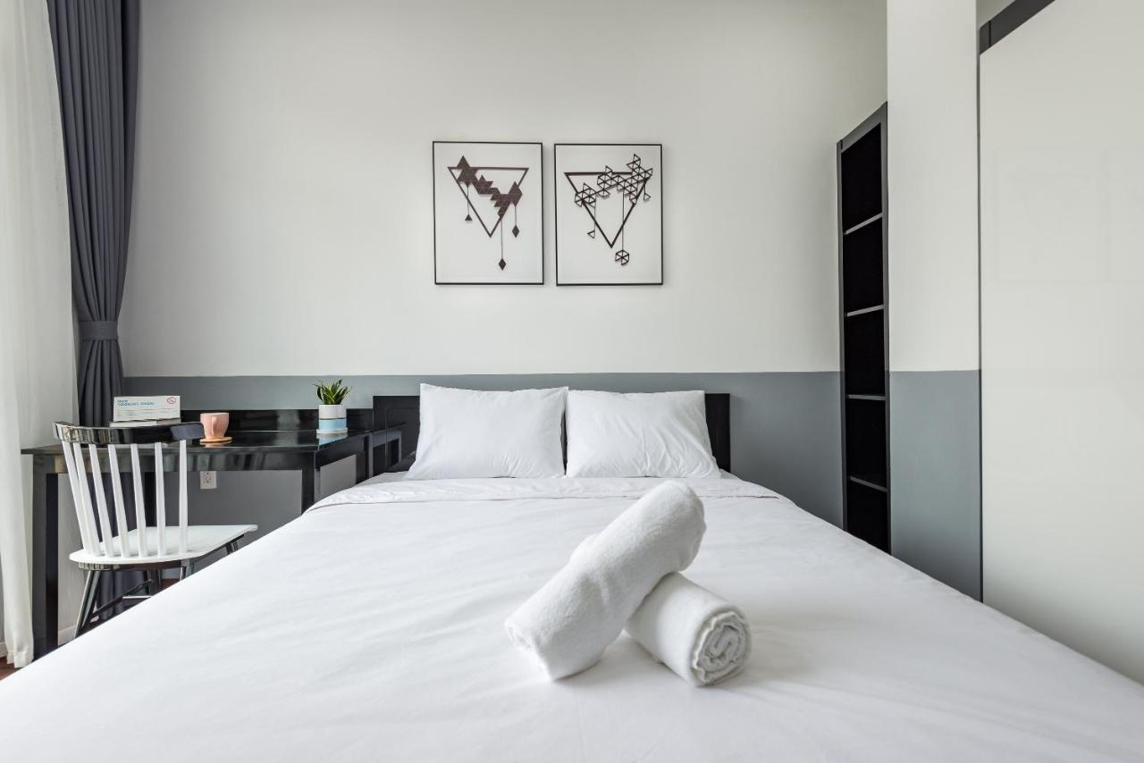 Cozrum Homes The Gallery Residence Хошимин Екстериор снимка